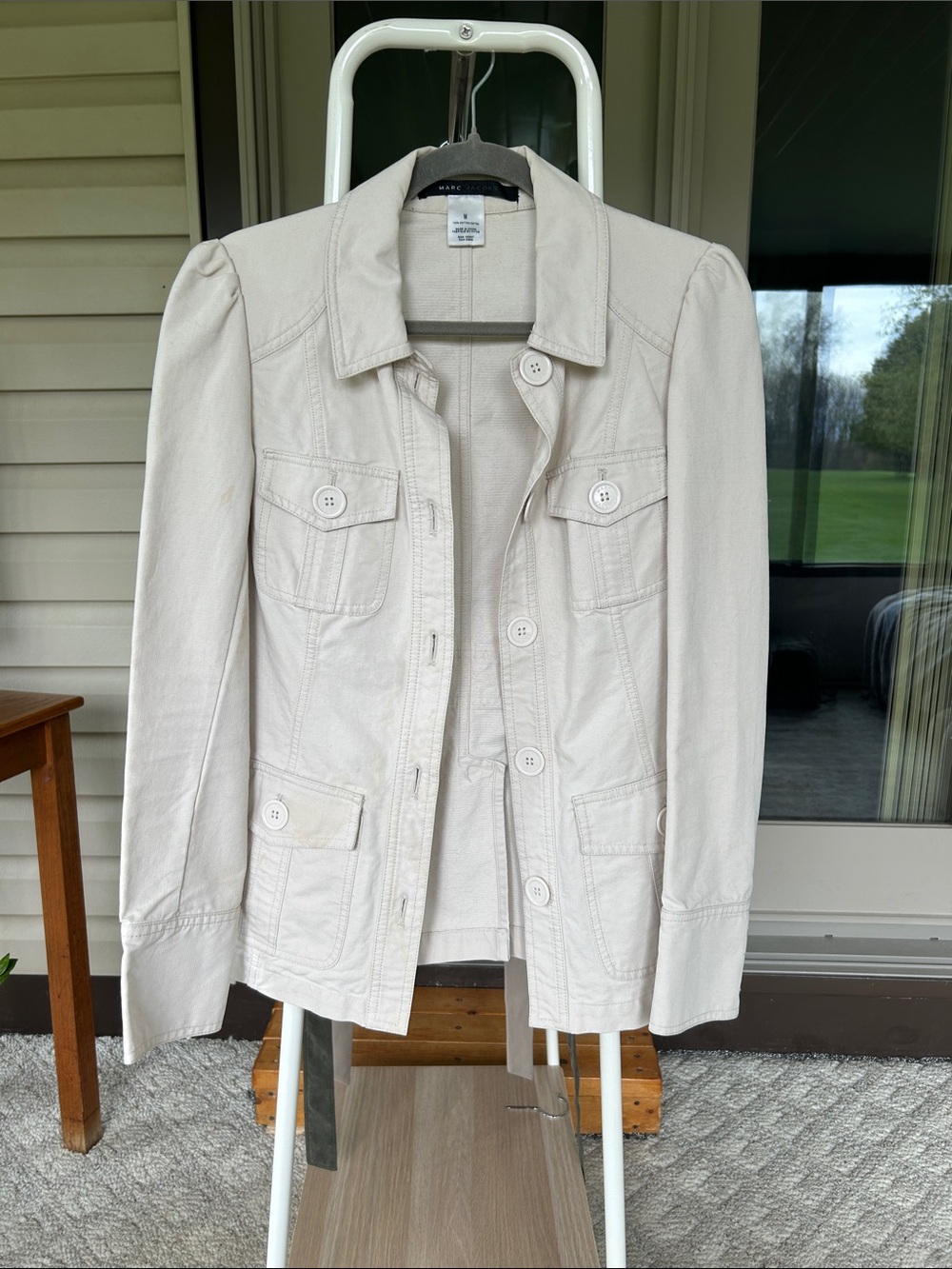 Marc Jacobs Cream Button-Front Utility Jacket with Puff Should Detail